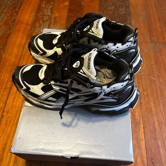 Balenciaga Runners